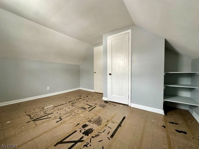 230 Macdonald Dr, Wayne Twp., NJ 07470