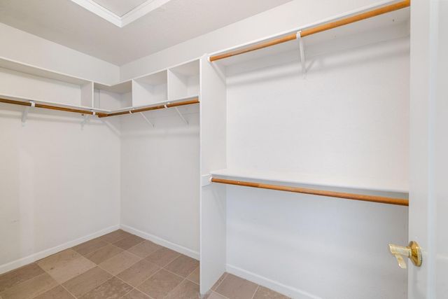 4021 Tilden Dr, Roseville, CA 95661