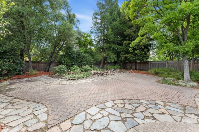 4021 Tilden Dr, Roseville, CA 95661