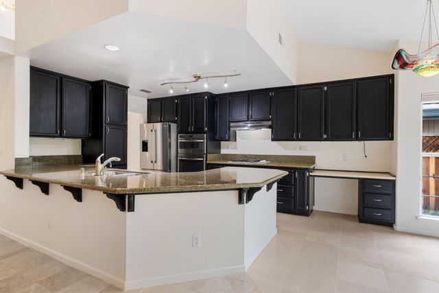 4021 Tilden Dr, Roseville, CA 95661