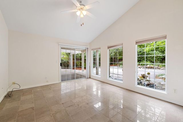 4021 Tilden Dr, Roseville, CA 95661