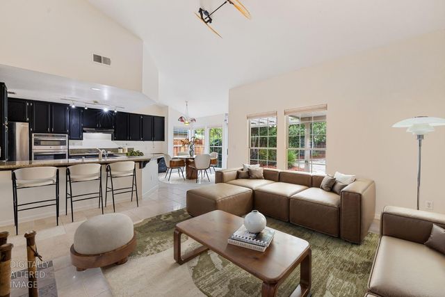 4021 Tilden Dr, Roseville, CA 95661