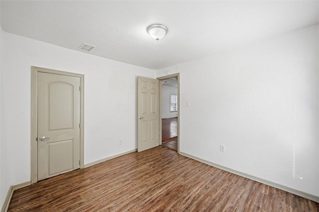 1006 W Chestnut Street, Denison, TX 75020