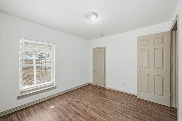 1006 W Chestnut Street, Denison, TX 75020