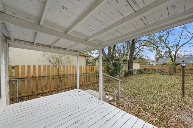 1006 W Chestnut Street, Denison, TX 75020