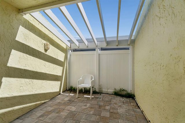 1 WINDRUSH BOULEVARD 23, Indian Rocks Beach, FL 33785