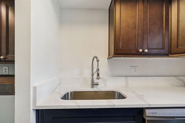 1 WINDRUSH BOULEVARD 23, Indian Rocks Beach, FL 33785