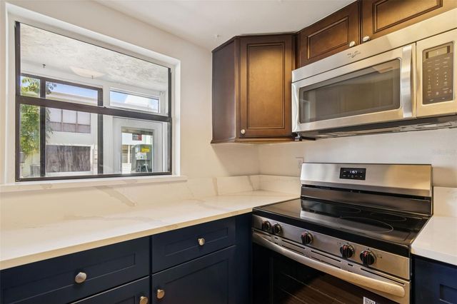 1 WINDRUSH BOULEVARD 23, Indian Rocks Beach, FL 33785