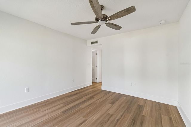 1 WINDRUSH BOULEVARD 23, Indian Rocks Beach, FL 33785