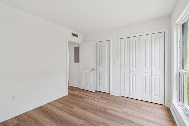 1 WINDRUSH BOULEVARD 23, Indian Rocks Beach, FL 33785