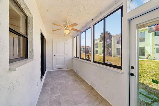 1 WINDRUSH BOULEVARD 23, Indian Rocks Beach, FL 33785