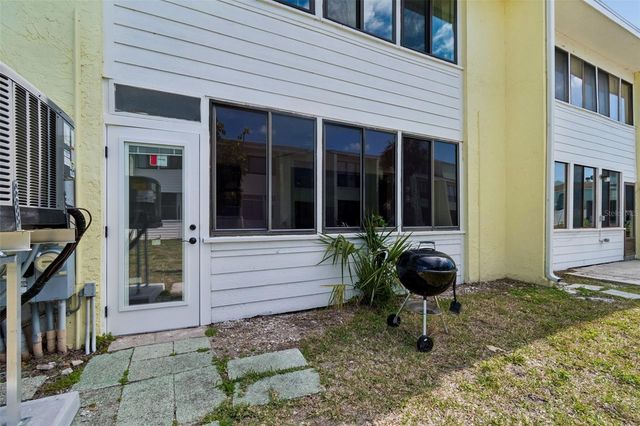 1 WINDRUSH BOULEVARD 23, Indian Rocks Beach, FL 33785