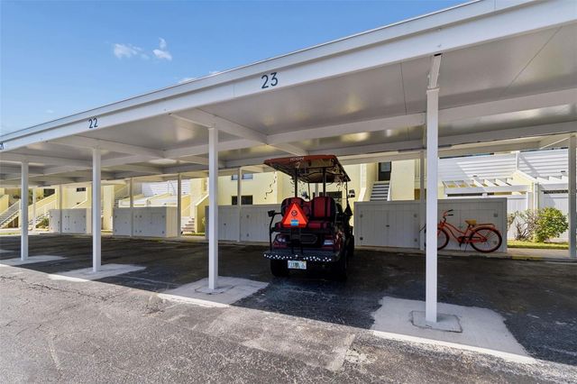 1 WINDRUSH BOULEVARD 23, Indian Rocks Beach, FL 33785