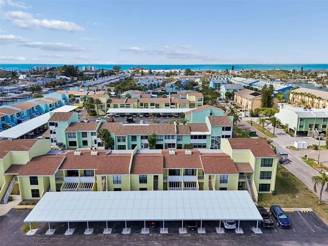 1 WINDRUSH BOULEVARD 23, Indian Rocks Beach, FL 33785