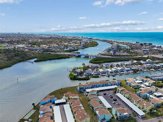 1 WINDRUSH BOULEVARD 23, Indian Rocks Beach, FL 33785