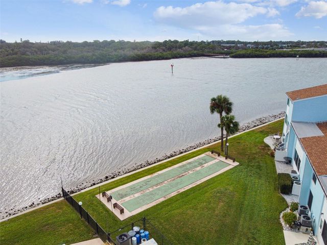 1 WINDRUSH BOULEVARD 23, Indian Rocks Beach, FL 33785