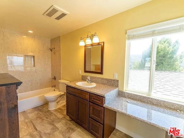 11318 Dona Lisa Drive ., Studio City (los Angeles), CA 91604