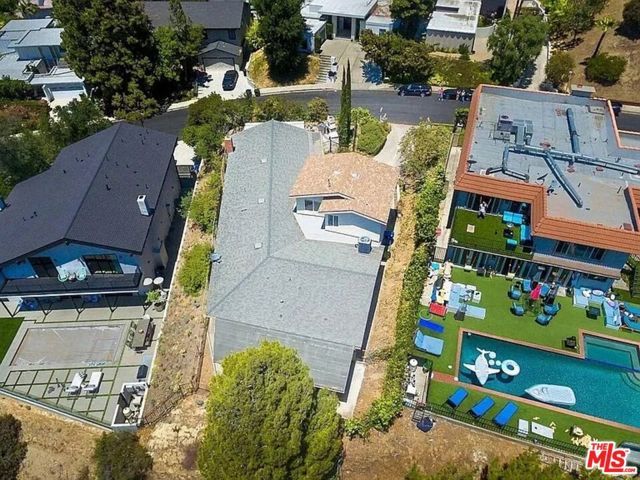 11318 Dona Lisa Drive ., Studio City (los Angeles), CA 91604
