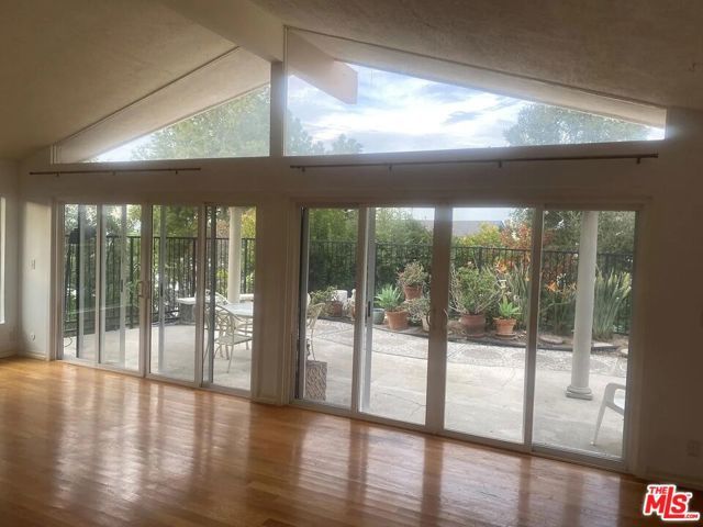 11318 Dona Lisa Drive ., Studio City (los Angeles), CA 91604