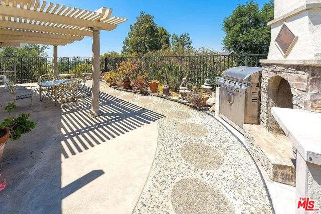 11318 Dona Lisa Drive ., Studio City (los Angeles), CA 91604