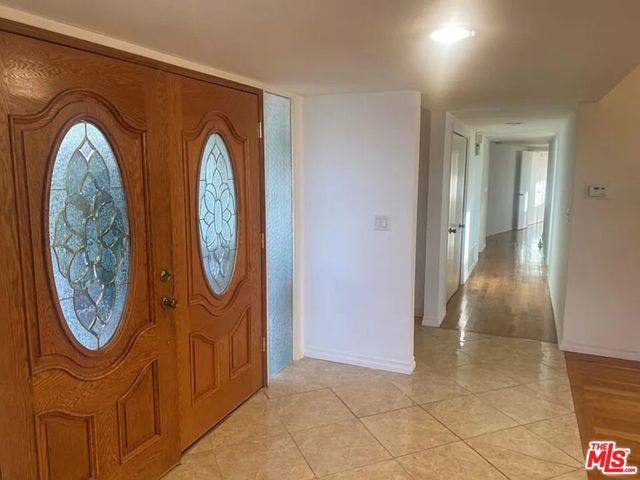 11318 Dona Lisa Drive ., Studio City (los Angeles), CA 91604