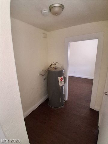 413 West Van Buren Avenue 8, Las Vegas, NV 89106