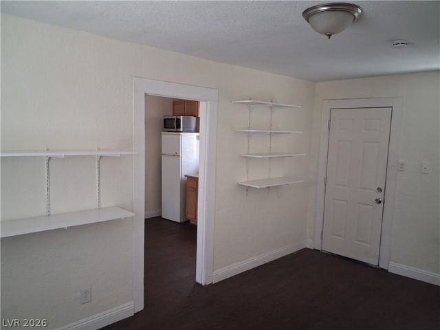 413 West Van Buren Avenue 8, Las Vegas, NV 89106