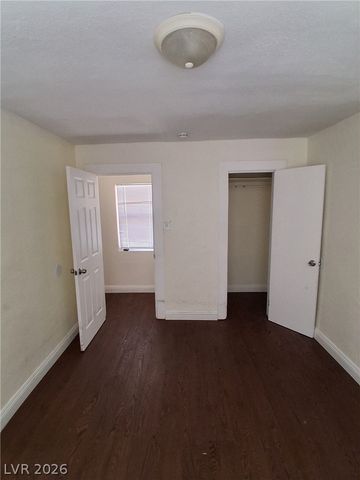 413 West Van Buren Avenue 8, Las Vegas, NV 89106