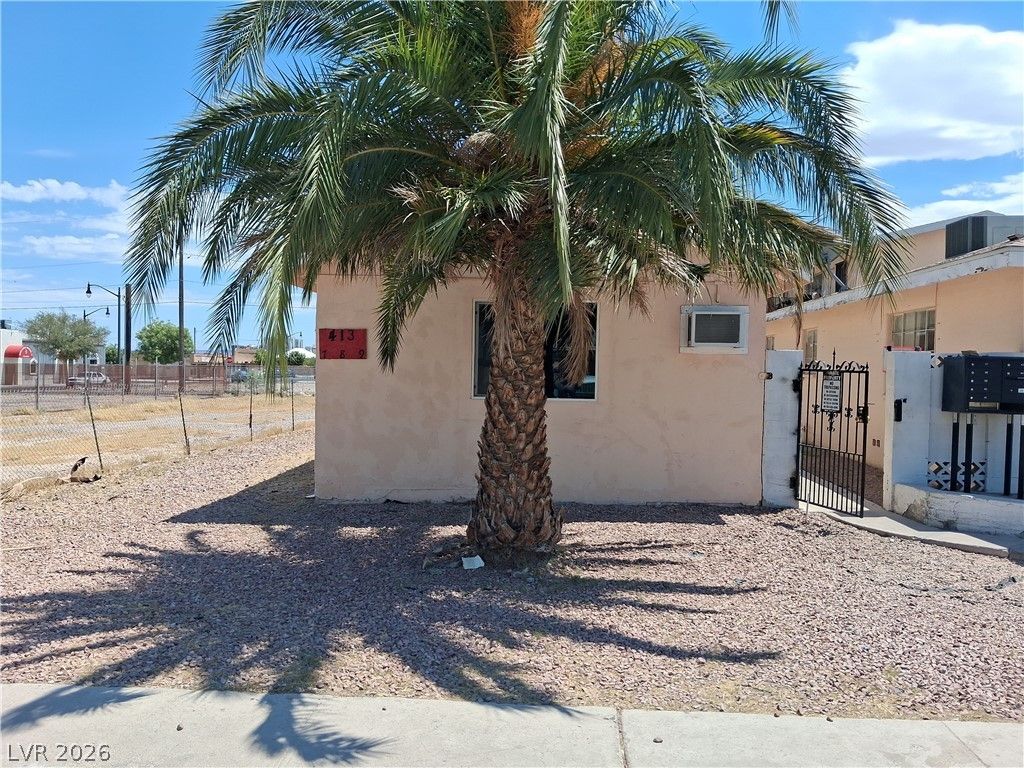 413 West Van Buren Avenue 8, Las Vegas, NV 89106