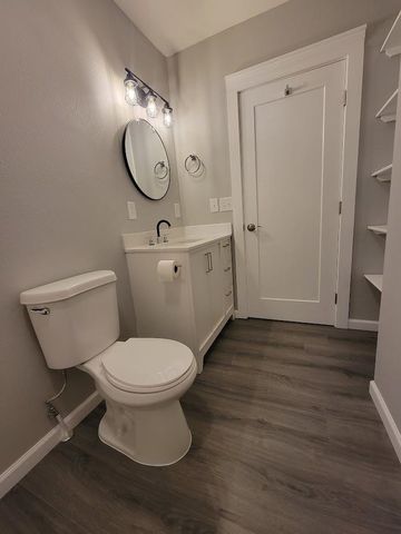 121 N Lake St, Tekoa, WA 99033