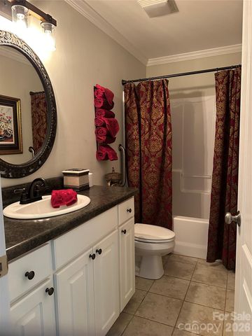 33 Railroad Avenue, York, SC 29745