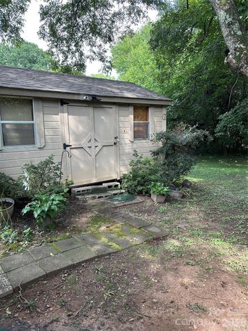 33 Railroad Avenue, York, SC 29745