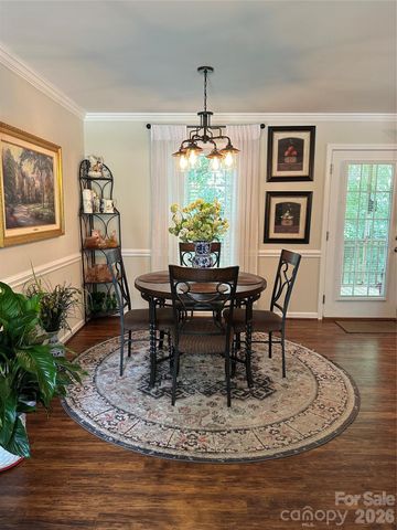33 Railroad Avenue, York, SC 29745