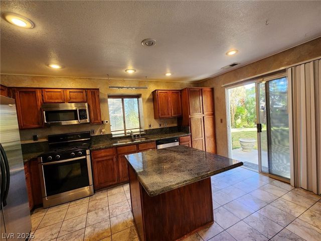 328 Palisades Drive, Henderson, NV 89014