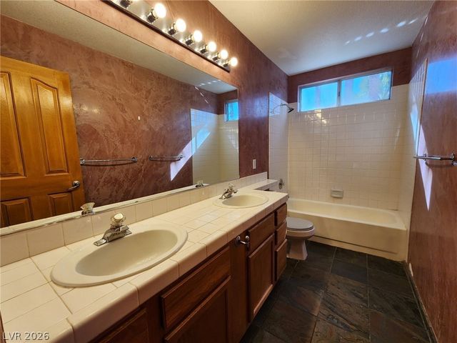 328 Palisades Drive, Henderson, NV 89014