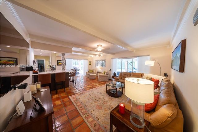 16445 SW 80th Ave, Palmetto Bay, FL 33157