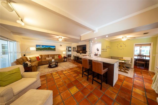 16445 SW 80th Ave, Palmetto Bay, FL 33157