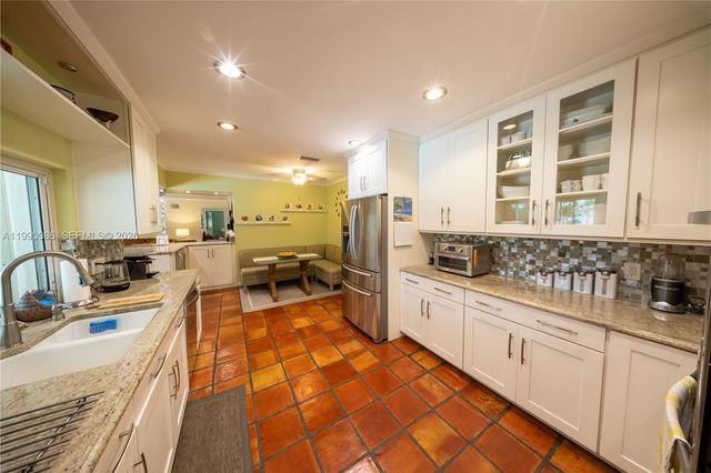 16445 SW 80th Ave, Palmetto Bay, FL 33157