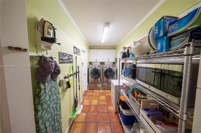 16445 SW 80th Ave, Palmetto Bay, FL 33157