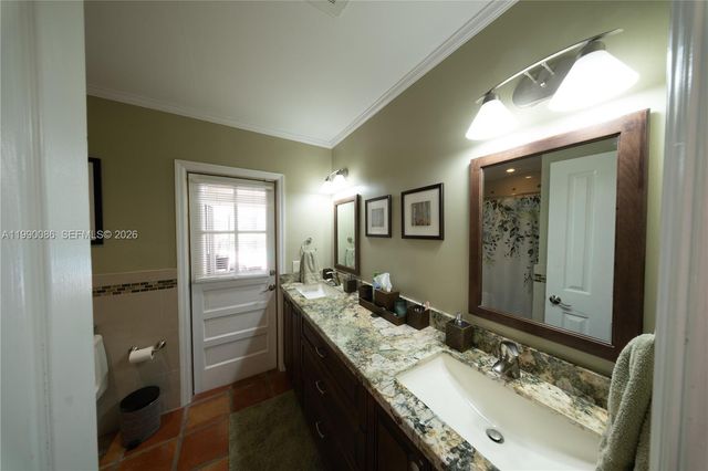 16445 SW 80th Ave, Palmetto Bay, FL 33157