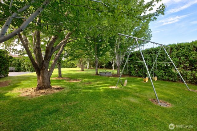 7610 Scenic Drive, Yakima, WA 98908