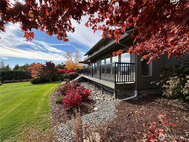 7610 Scenic Drive, Yakima, WA 98908