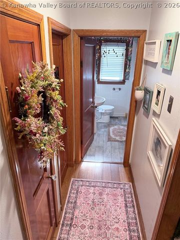 5961 Little Sandy Road, Elkview, WV 25071