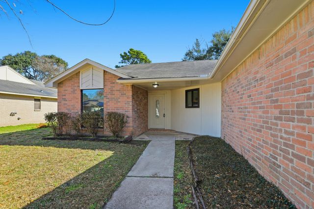 8330 Pebbledowne Drive, Houston, TX 77064