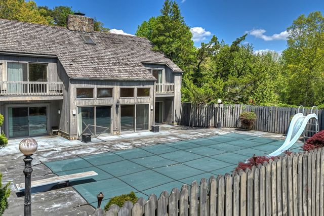 196 Westwoods Drive, Ellijay, GA 30540