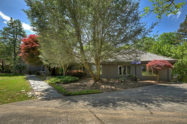 196 Westwoods Drive, Ellijay, GA 30540