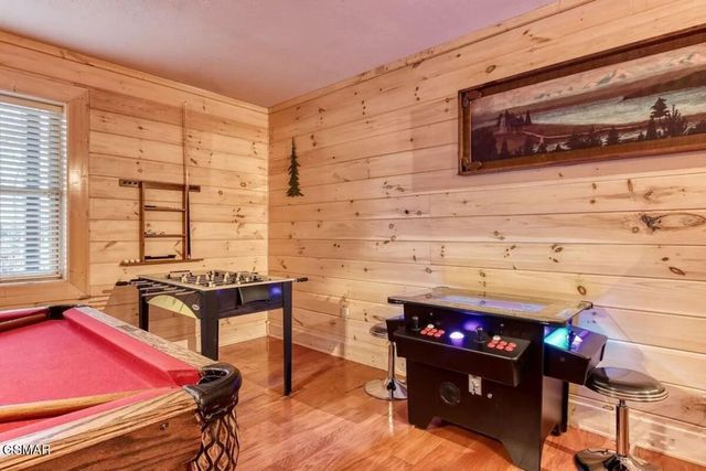 1170 Lower Alpine Way, Gatlinburg, TN 37738
