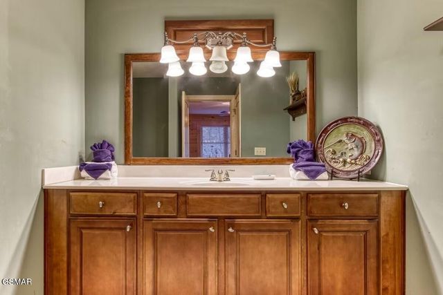 1170 Lower Alpine Way, Gatlinburg, TN 37738