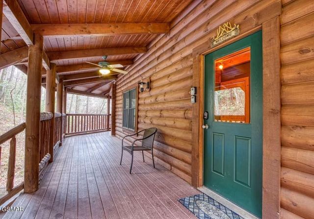 1170 Lower Alpine Way, Gatlinburg, TN 37738