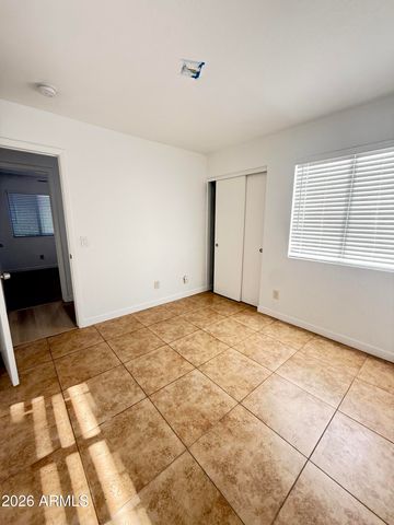4837 N 87th Avenue, Phoenix, AZ 85037